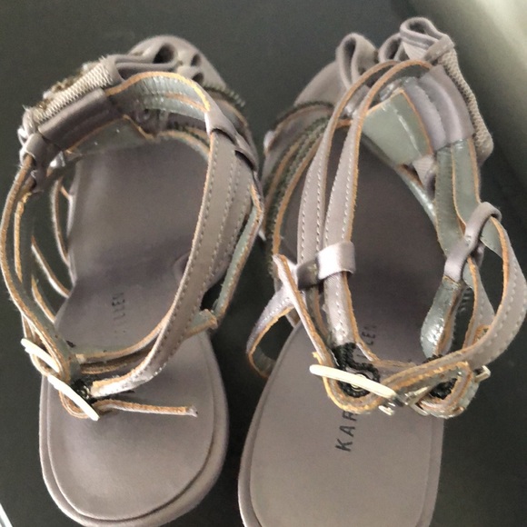 Gorgeous Karen Millen strappy sandal. - Picture 6 of 8